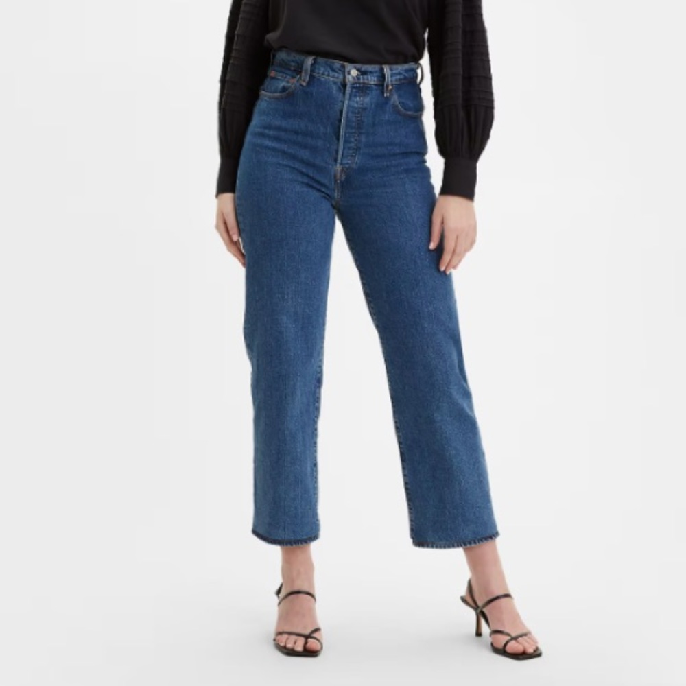 Levi's Women's Ribcage Straight High Rise Blue Denim Size 28